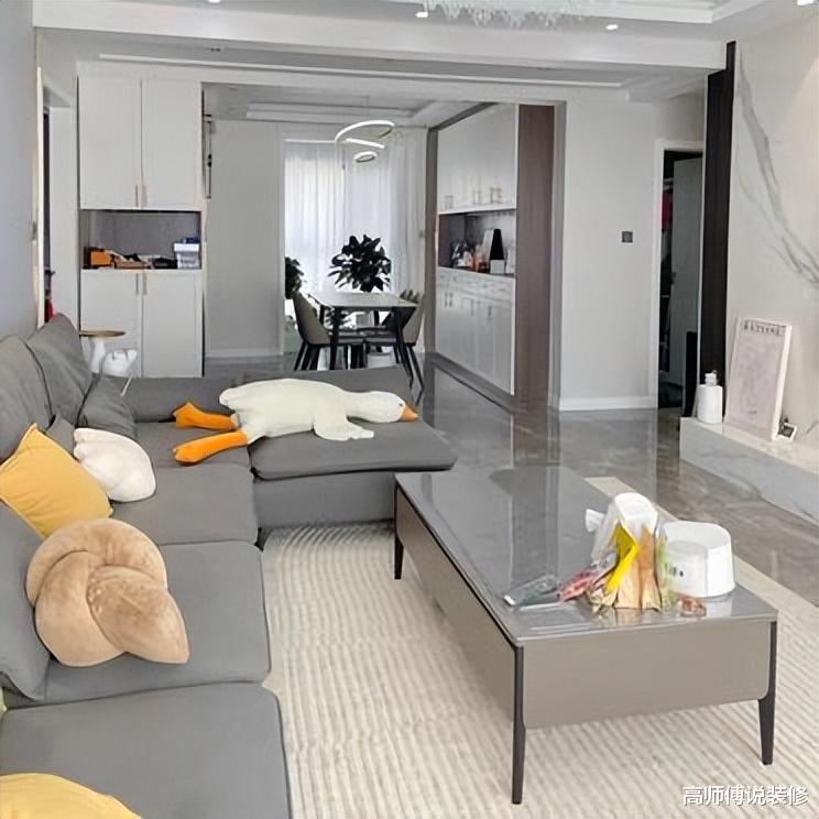 125平三房两厅,简约风的装修效果,邻居都夸赞!