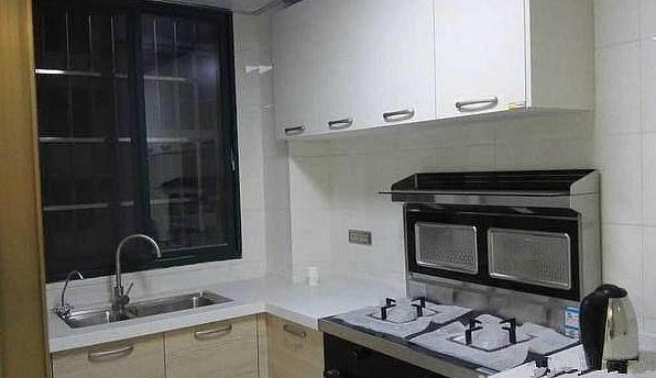 朋友15万装修的新房，丑得不忍直视，这干湿分离笑出了腹肌！