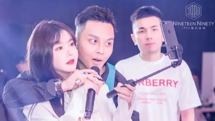 张檬|公开绿京圈格格，自曝流了3个孩子…