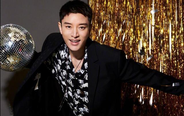 贾乃亮|贾乃亮和陈宝国李雪健同台为春晚开场，没演小品引人唏嘘