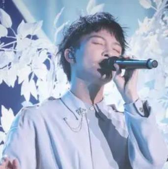 陈奕迅|华语音乐圈五大天王，他们的歌声早已被大众认同，嗓音是他们的杀手锏