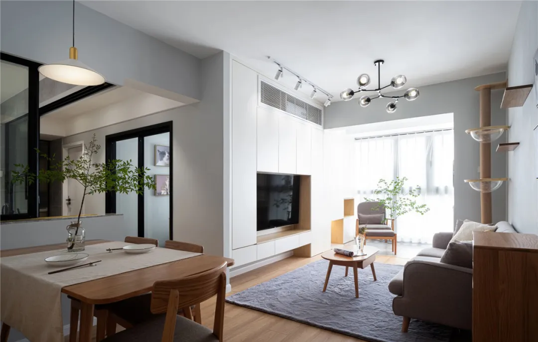 90后追着阳光生活，64m2小户型，慵懒惬意！