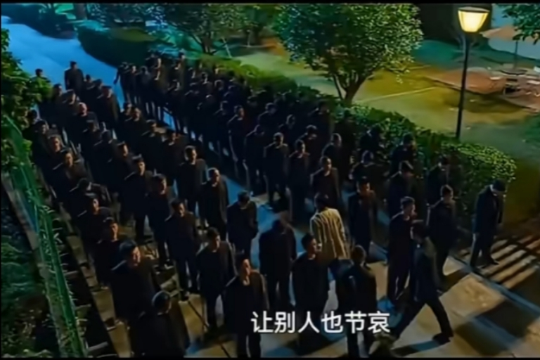 胡歌|《狂飙》让喜剧演员演黑社会老大被吐槽，导演：贾冰，收敛点演