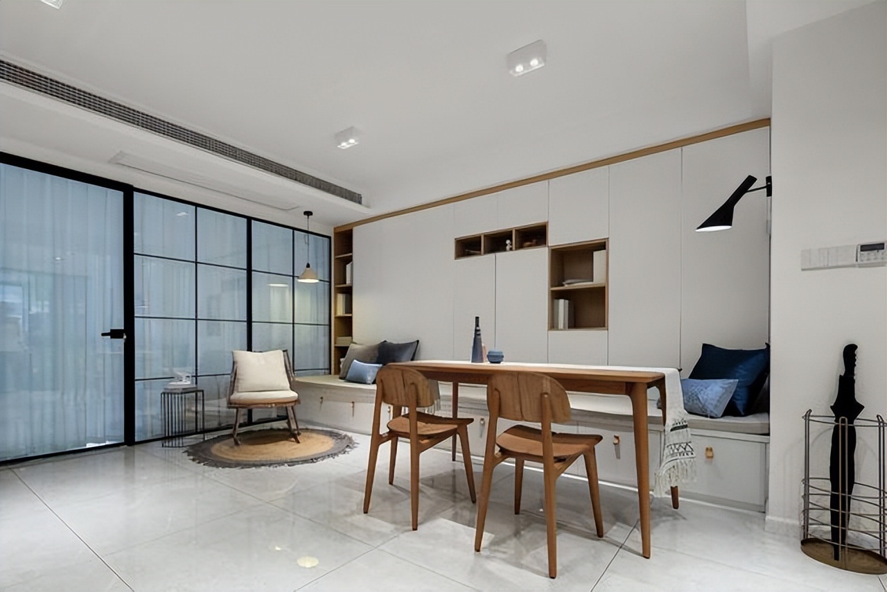 不要沙发茶几的客厅好吗?过来人:前期有多爽,后期就有多崩溃!