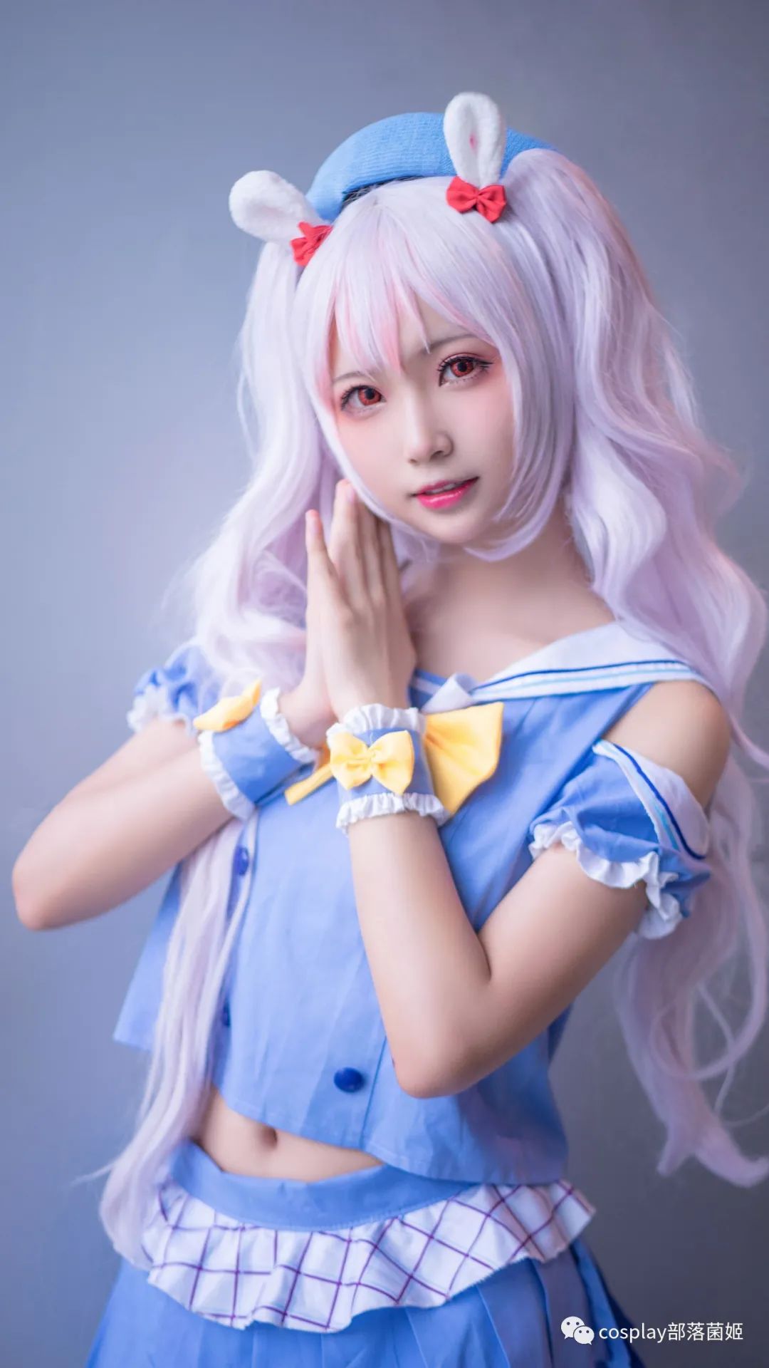 碧蓝航线|cos：碧蓝航线拉菲兔兔店员cos正片@橙喵