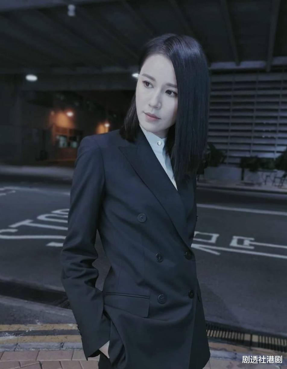 黄翠如|TVB花旦飞马来西亚开工，透露在当地逗留一个月，圈中丈夫不同行