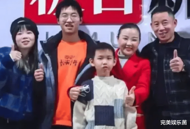 林峰|孙悦晒孙卓“变性”特效视频，网友：爷儿4个长的一个样