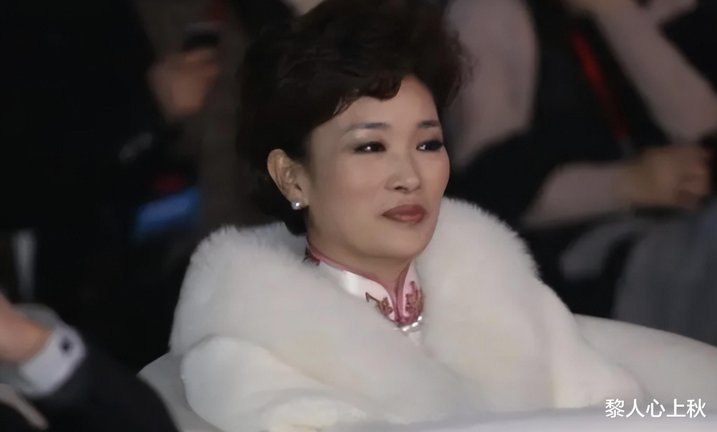 律师|巨贪前夫前脚入狱，转身嫁给周立波的女富豪胡洁，如今过得咋样？