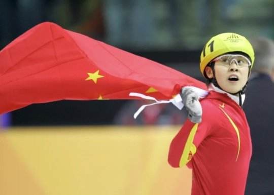 王濛|短道1500米中国00后新星出局！态度遭王濛狠批：换我直接一个嘴巴子