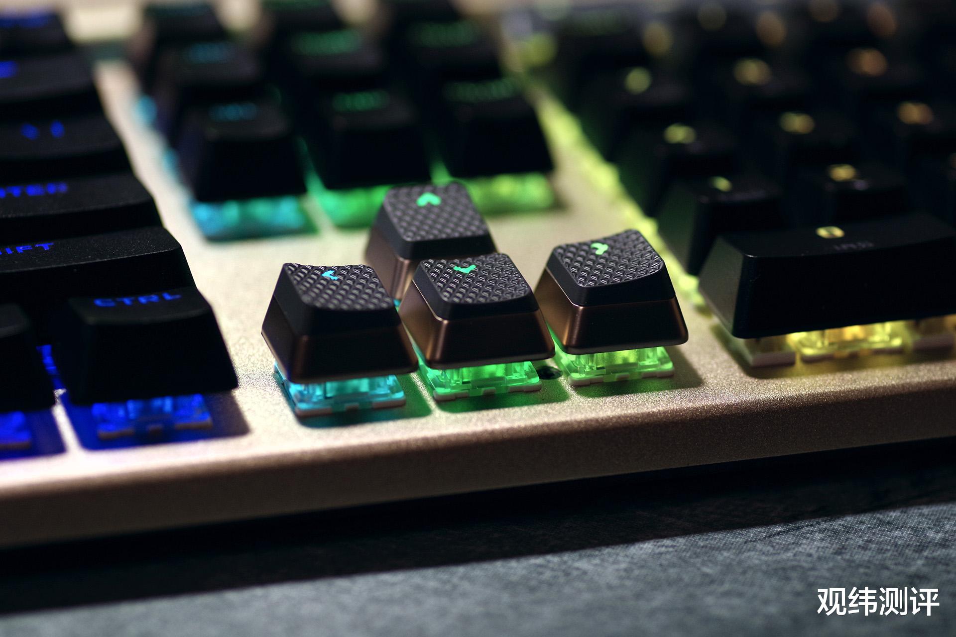 键盘|奢华气质,美商海盗船 CorsairK100 璀璨金机械键盘简评