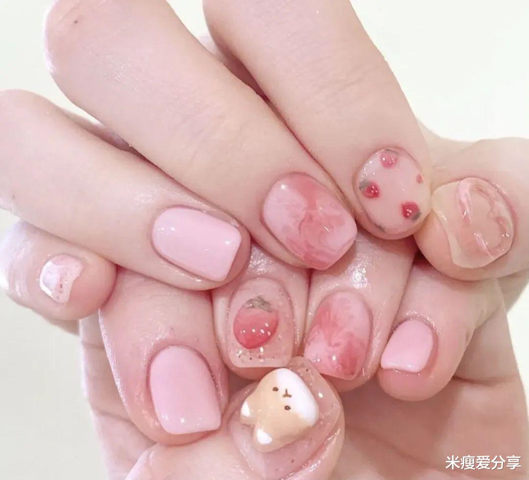 美甲 夏日温柔的几款晕染甲,气质清爽好看翻了!