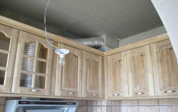 父母请自家亲戚做木工,工钱35000包工给他,最后效果值不值?