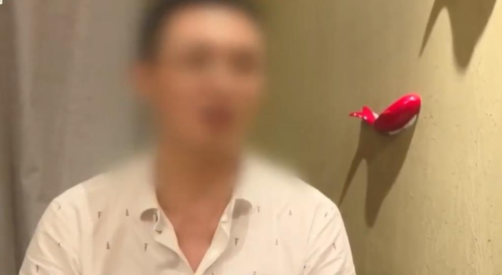 妻子癌症晚期,带领娘家人威胁丈夫,必须卖房卖车借钱为她看病