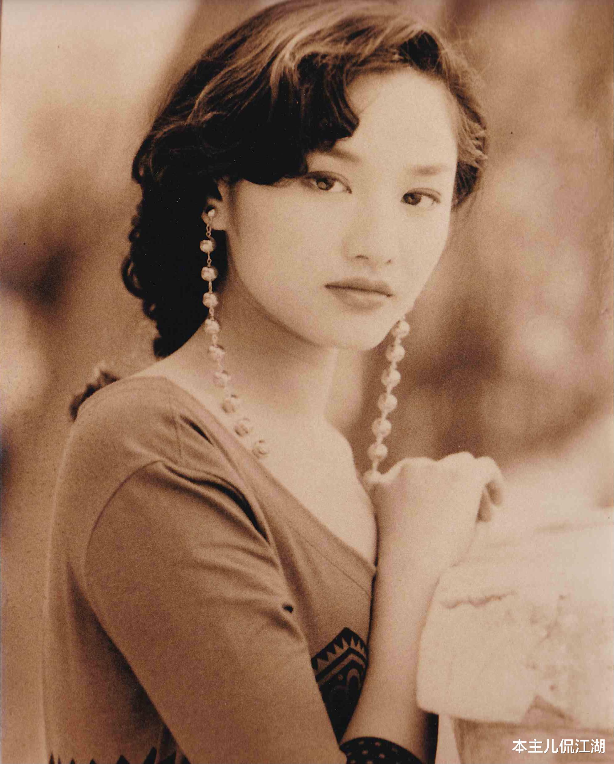 瞿颖|瞿颖:父亲再婚娶乡下阿姨,生母为了她的婚姻流泪