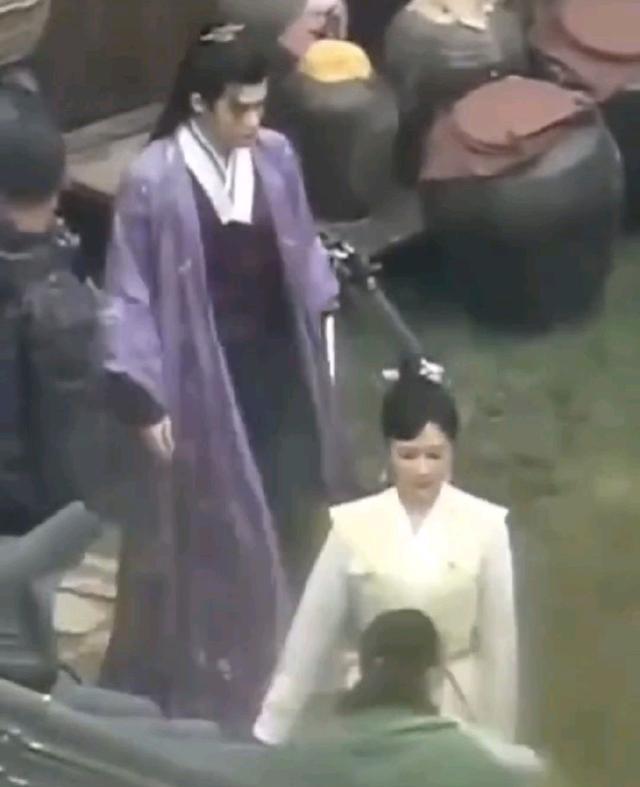 长相思|《长相思》小夭、防风邶同框了！檀健次银发变黑色