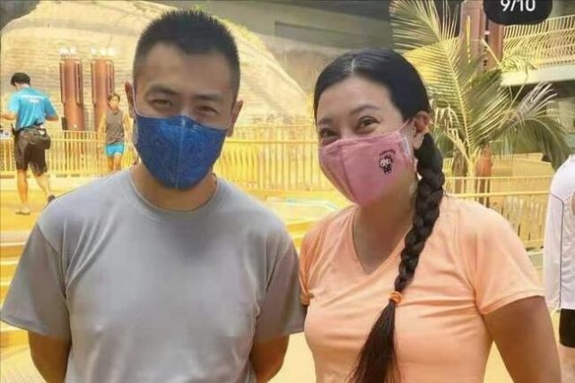 傅明宪|29岁嫁入豪门当阔太，每个月40万置装费的她，如今52岁大变样