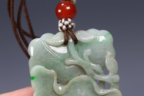 翡翠|回流 老翡翠荷叶牌一对