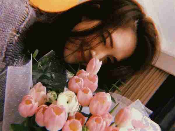 恶作剧之吻|有种“整容”叫恶作剧之吻的裴子瑜，逆生长像18岁，看到自拍恋爱