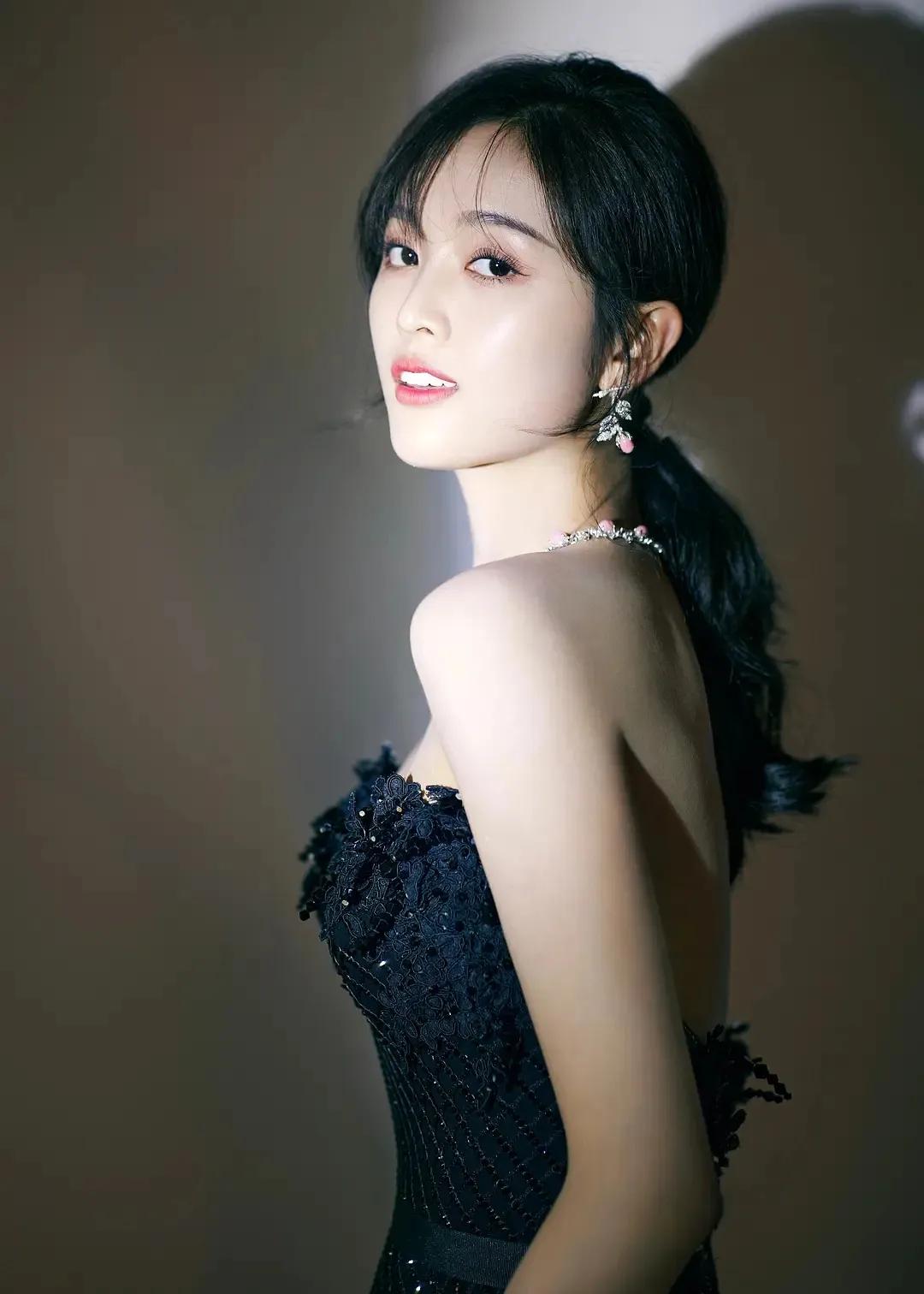 吴宣仪|性感女神吴宣仪，人间天使而又古灵精怪