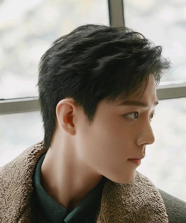 肖战|肖战三个好消息：作品、代言、综艺都传出新动态