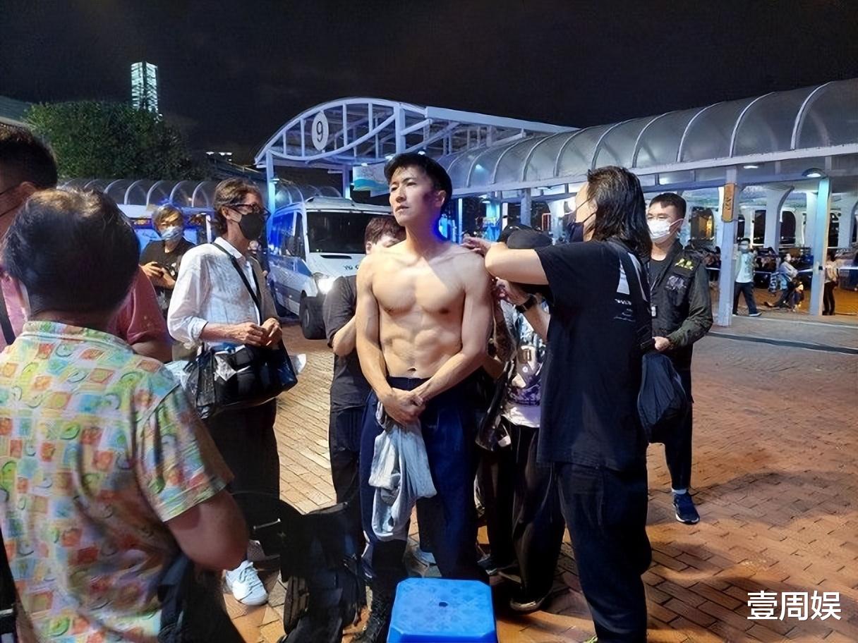 谢霆锋|谢霆锋回港拍戏之余,陪张柏芝和儿子过生日?网友:前几天撞见