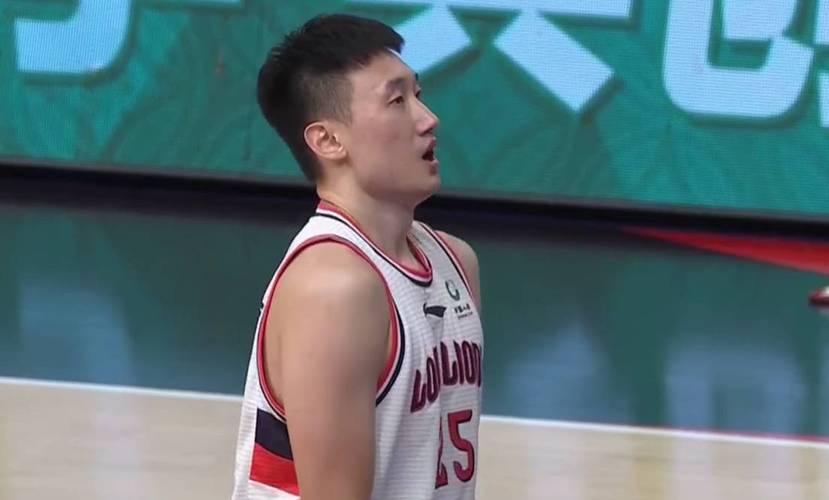 李京龙|0分0板0助0断0帽！李京龙13分钟输17分，难怪李春江不带他去上海