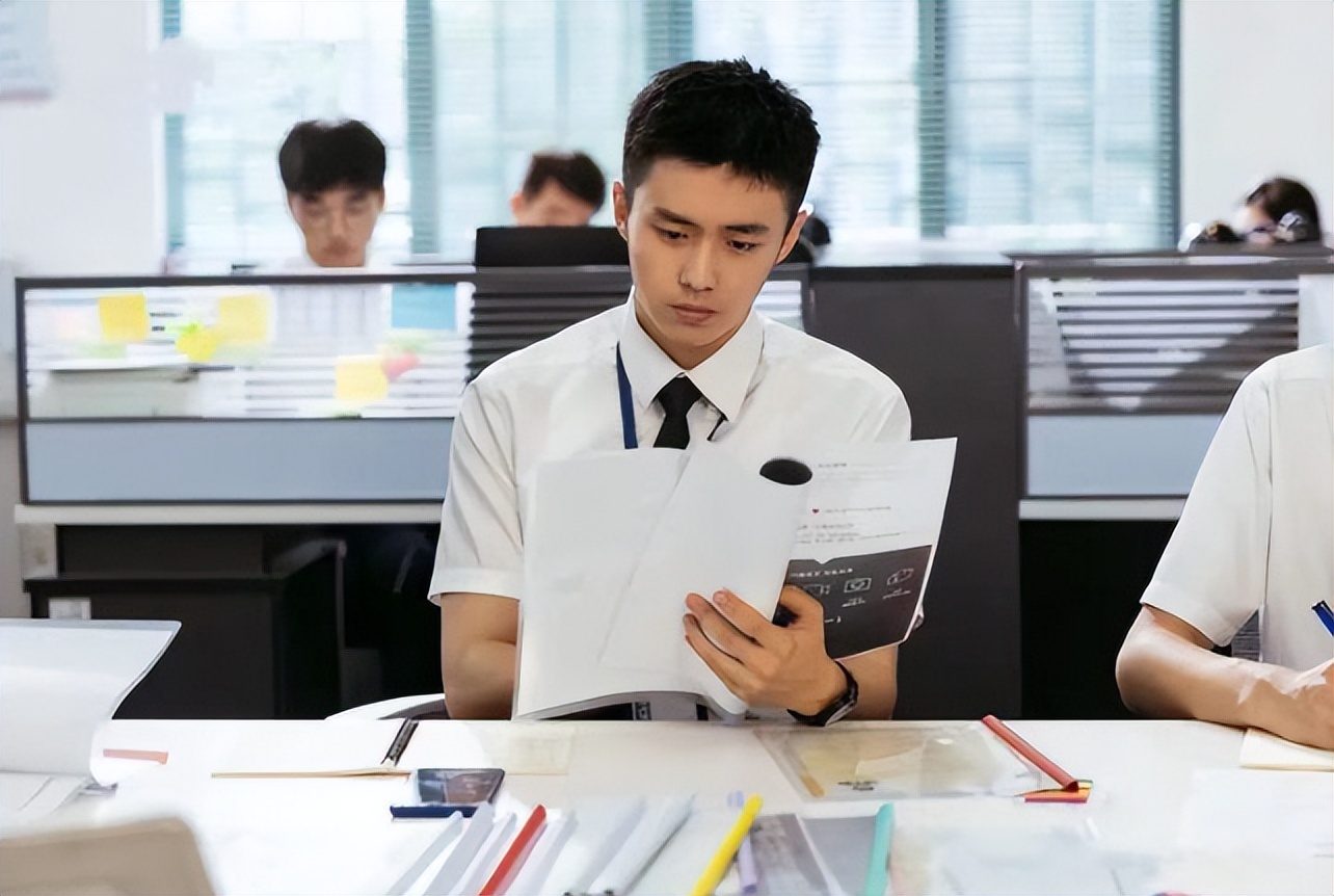 hr|“证明你奶是亲奶”,女生奶奶病危请假探望,HR的要求却很过分