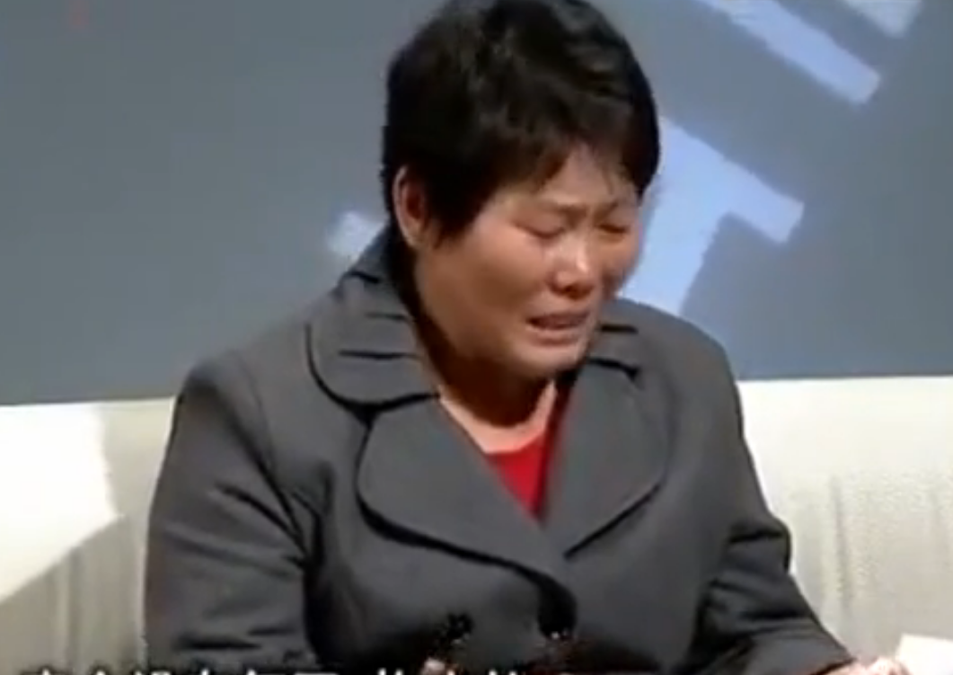 2011年,江苏女孩带男友见家长,母亲却大哭:你是我过世的儿子