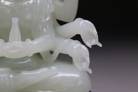 |和田玉籽料“一级白 千手观音”座像