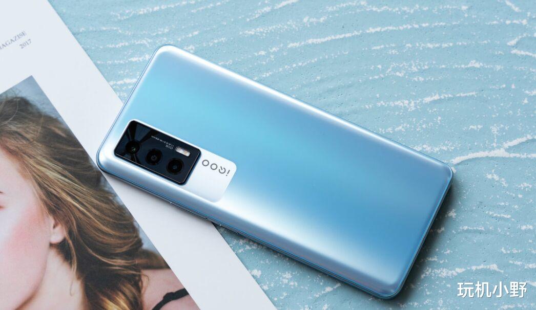 电池|五一假期3款手机最值得买，中端价格用出高端的感觉，便宜又好用