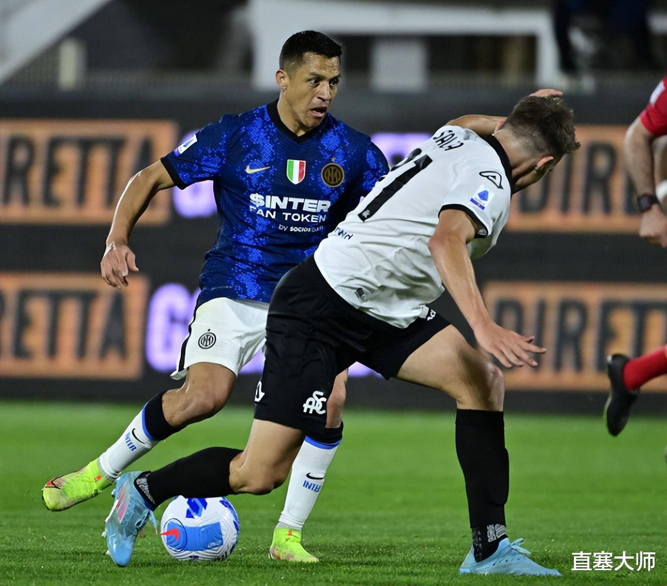 意甲|全乱了！一场3-1令意甲争冠格局变天，3冠王又给全联赛一道无解题