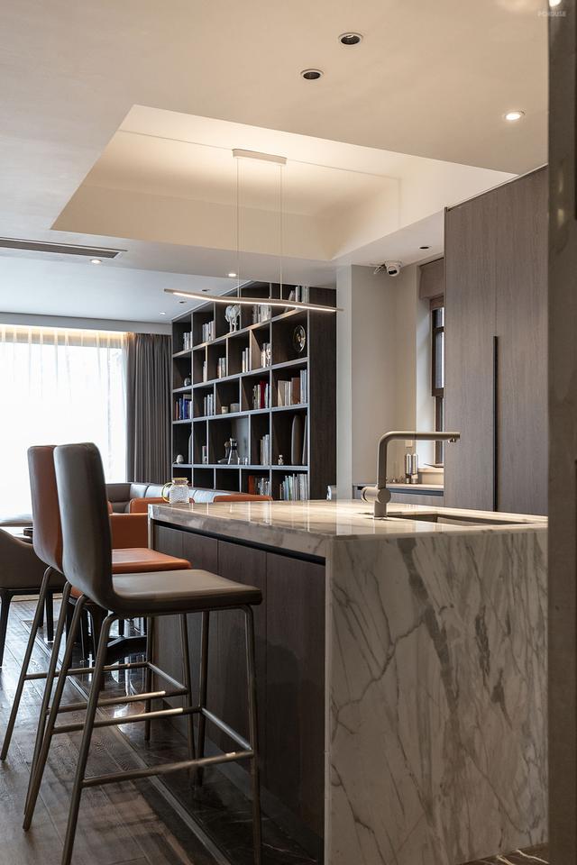 160平四室变三室，打通两个卧室，巧妙设计出衣帽区，功能更强