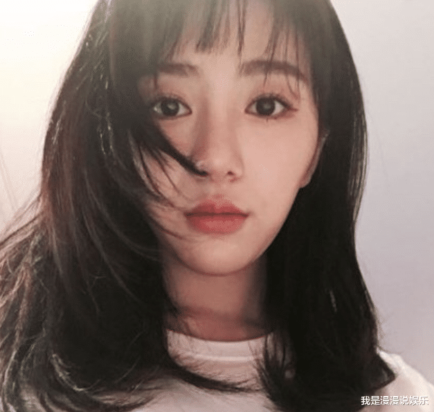 权珉娥|崔雪莉又一闺蜜试图自杀！晒割腕照称被霸凌10年，连父亲葬礼都不放过