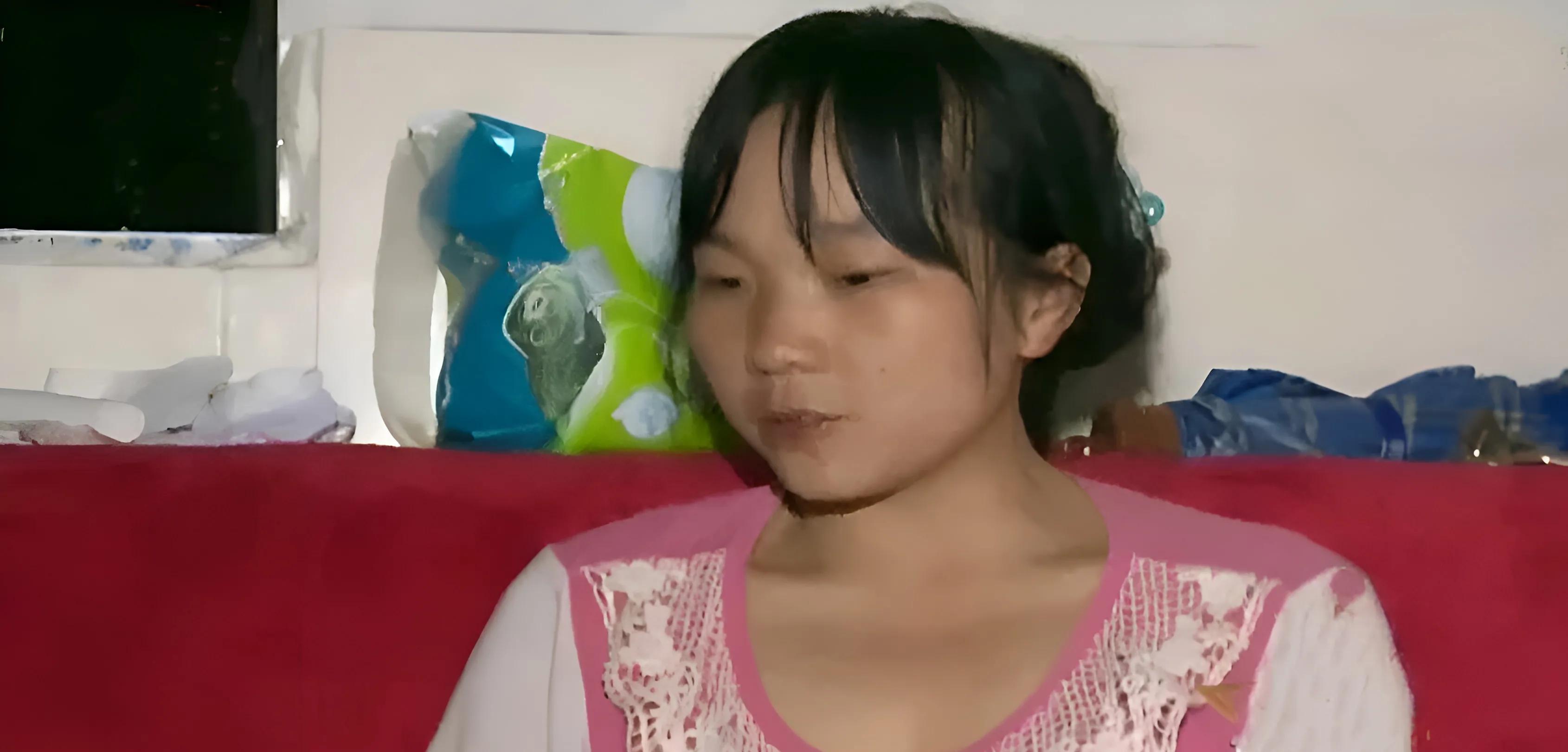 26岁女子为50岁大叔生子,原配打上门,大叔:我逢场作戏她却当真