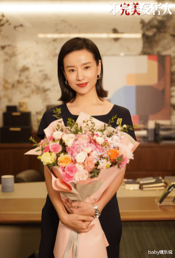 董洁|董洁：跟潘粤明离婚10年了，依旧背负骂名，如今生活状况如何？