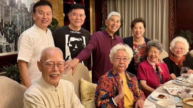 聚会|7位70+老艺术家聚会，个个德高望重，吊打流量明星