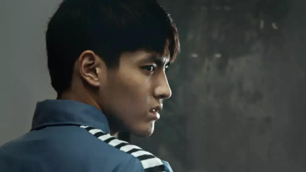 吴亦凡|?吴亦凡有颜有钱，不用主动去追都有女人追，为什么要选择强来呢？