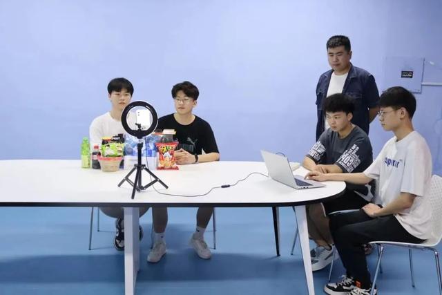 职业教育|中公职教扩容,万亿赛道升维在即