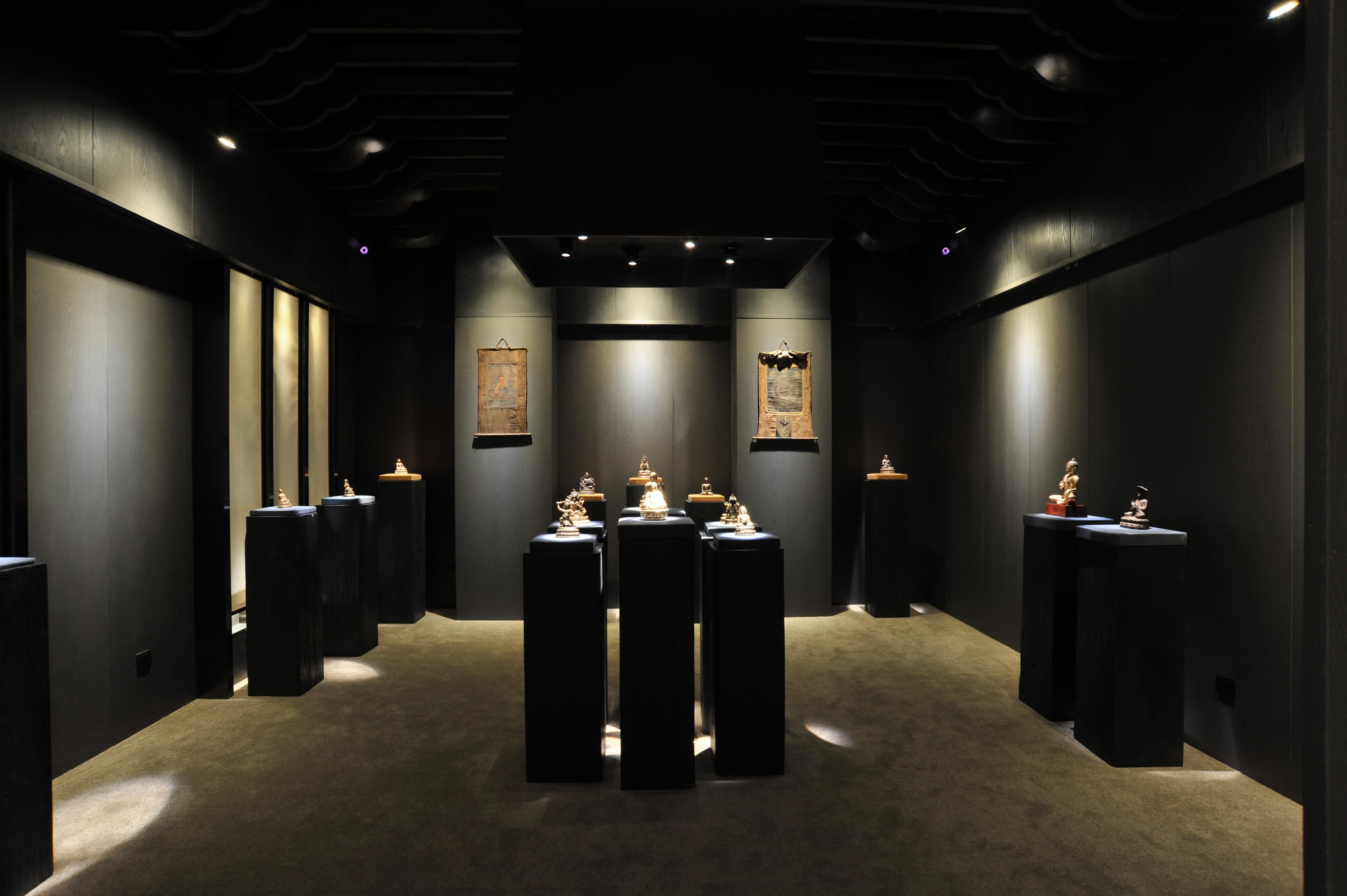 |为什么文玩店主态度比较冷淡?