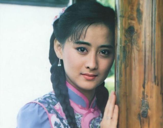 陈德容|18岁就成为国民女神的陈德容，为何无戏可拍了？