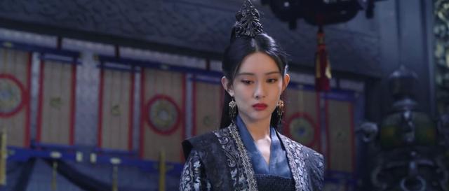 苏梦|说英雄：苏梦忱结局悲惨，被雷纯下毒控制，最后求军师杀了他