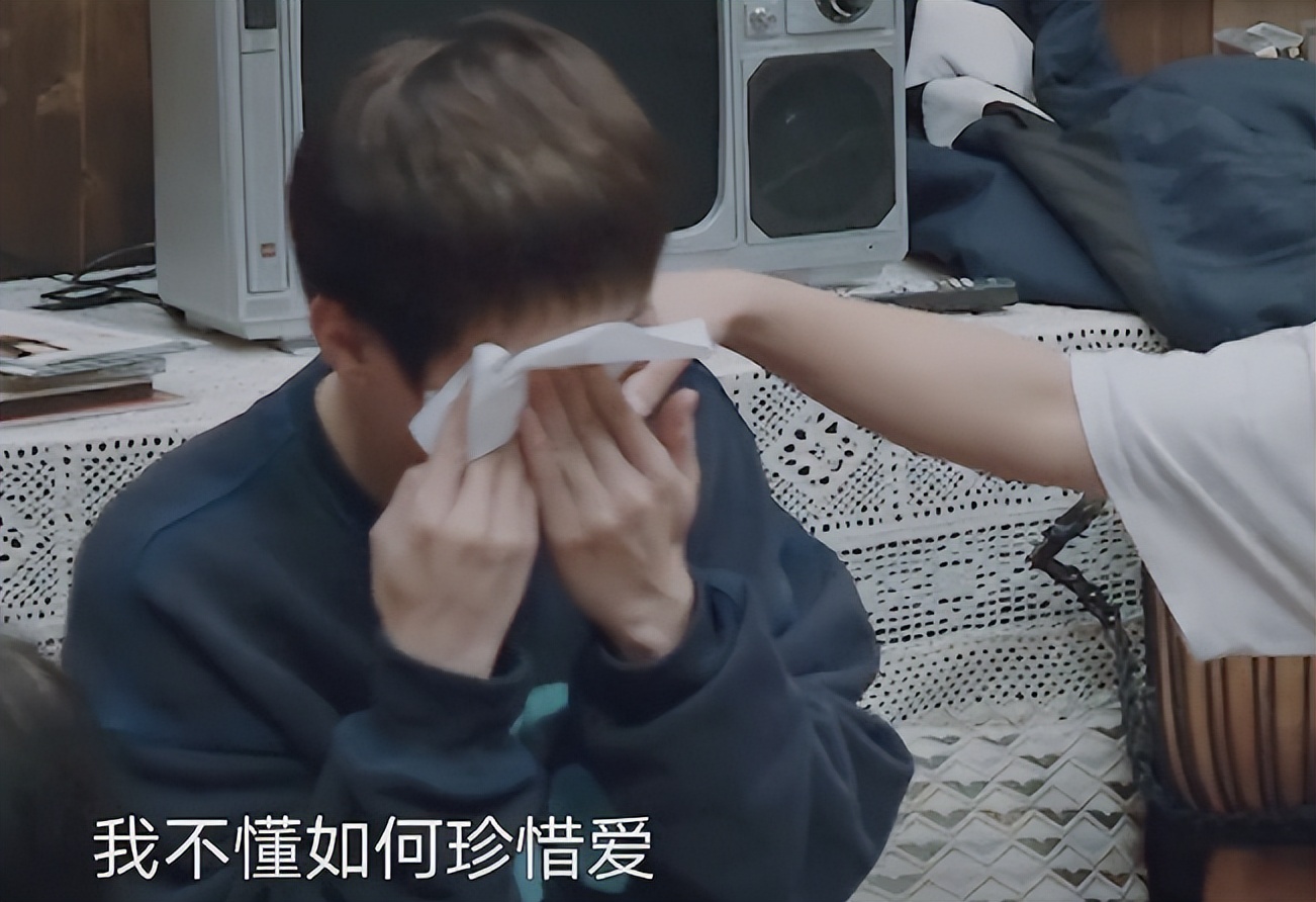 王栎鑫|后悔离婚了？王栎鑫骂自己活该！含泪表白吴雅婷：你永远是我真爱