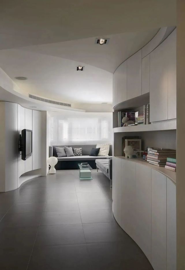 入户玄关这样设计,朋友被这1㎡惊艳到了,要跟着装