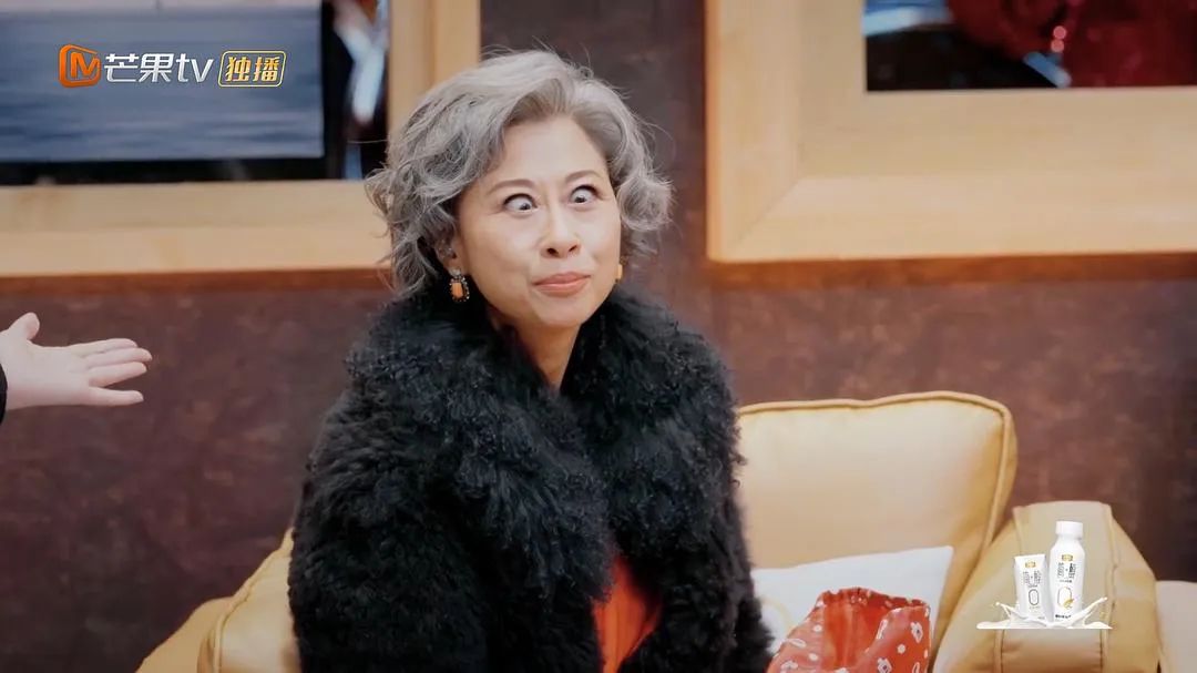 叶倩文|60岁一头高级奶奶灰，终于明白妈妈当年为什么爱叶倩文