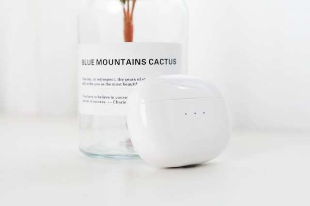 抖音|绝了!我找到了耳机界的 iPhone SE 3,比 AirPods 香多了