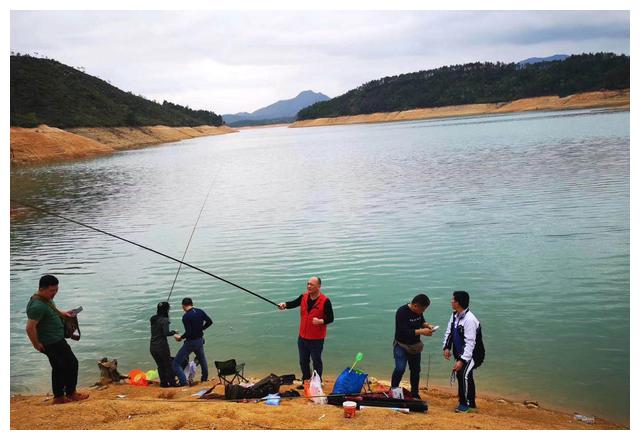 饵料|野钓，不要被特例给带偏了，总结经验三要素