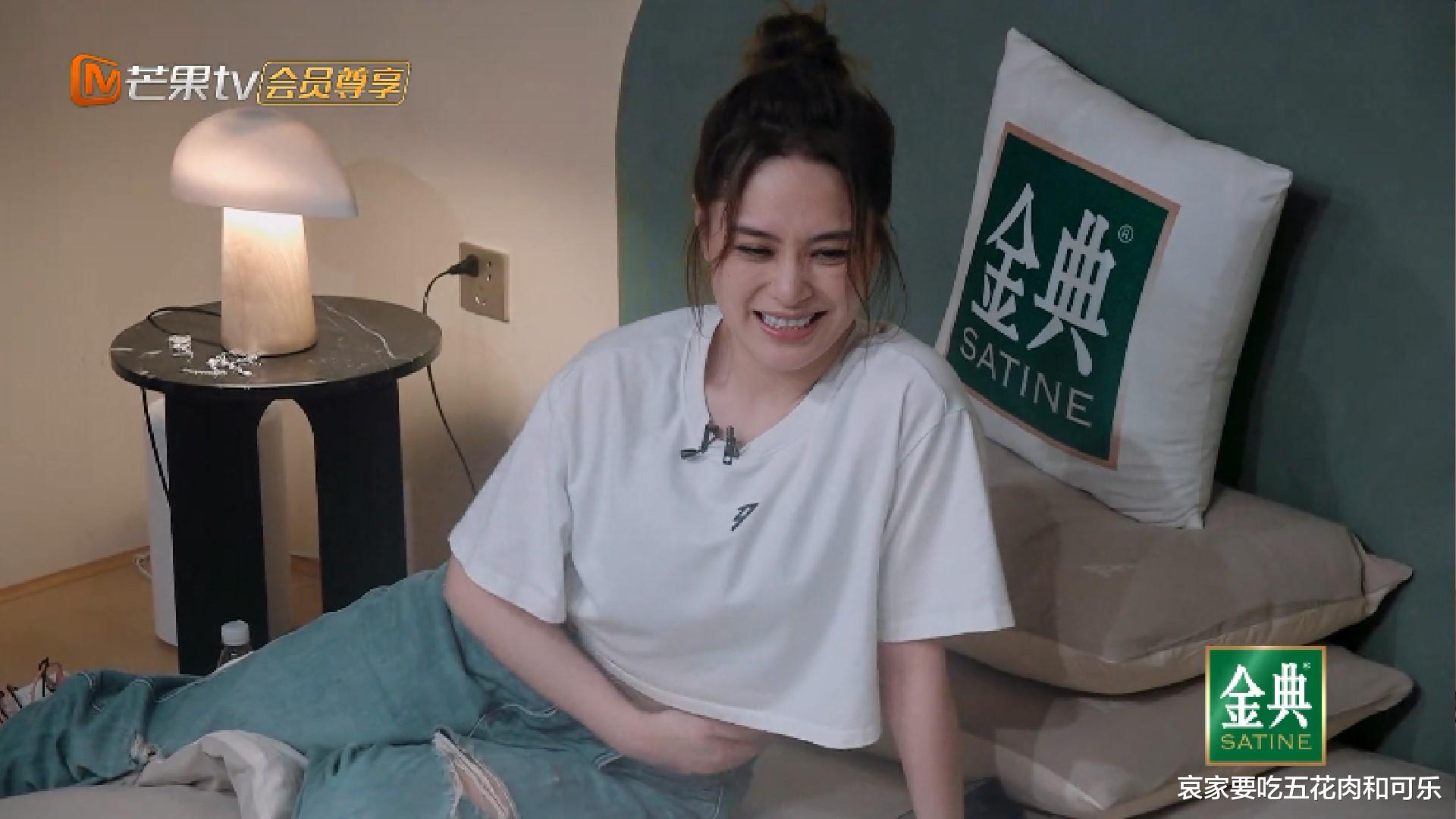 于文文|浪姐火锅局信息量好大：于文文四处留琴、王心凌爱吉克隽逸的肤色