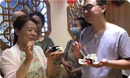 搅局还是另有任务?某金态度不符合“三常”,柴桑洛邑早已识破她