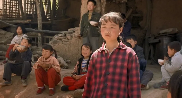 魏敏芝|13岁喂猪，一夜爆红后被张艺谋劝退圈，「昔日顶流」如今终于翻身