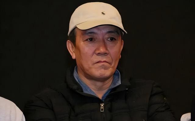 李幼斌|李幼斌儿子李小珂:弟弟被宠成宝,自己38岁还未结婚